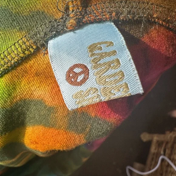 Gardenbelle Tie-Dye Crop Top - Picture 3 of 4